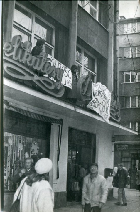 1986